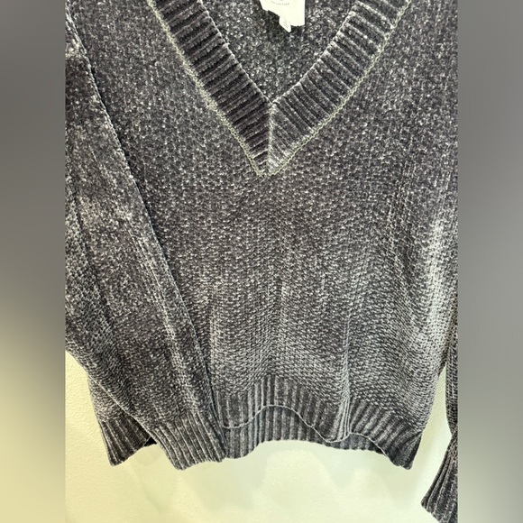 NWOT Le Lis Collection Size Small Chenille Sweater - Picture 3 of 6